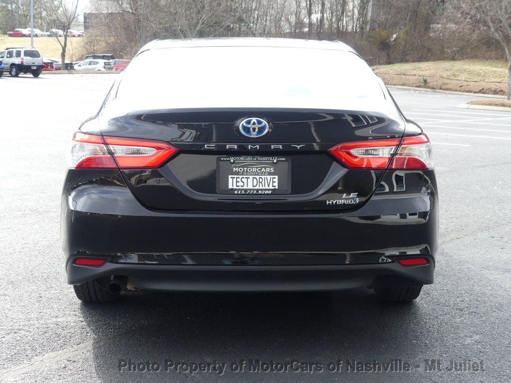 Vehicle image 5 of 46