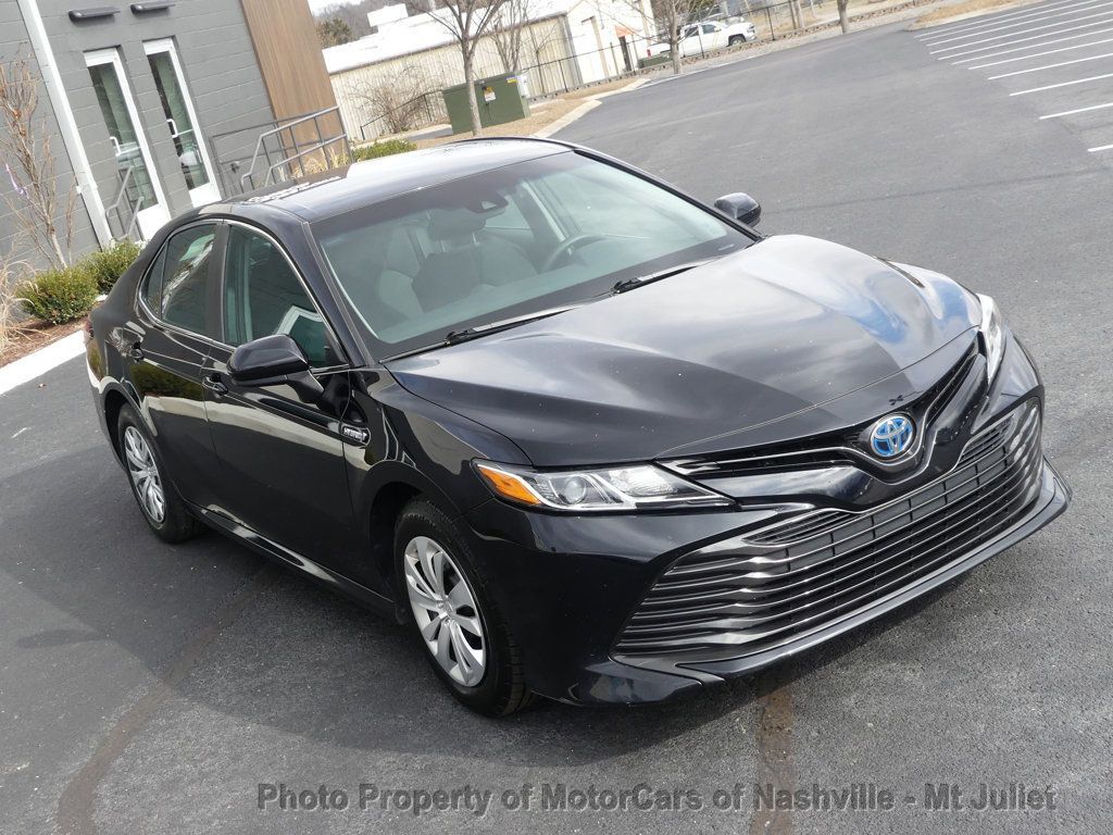 Vehicle image 15 of 46