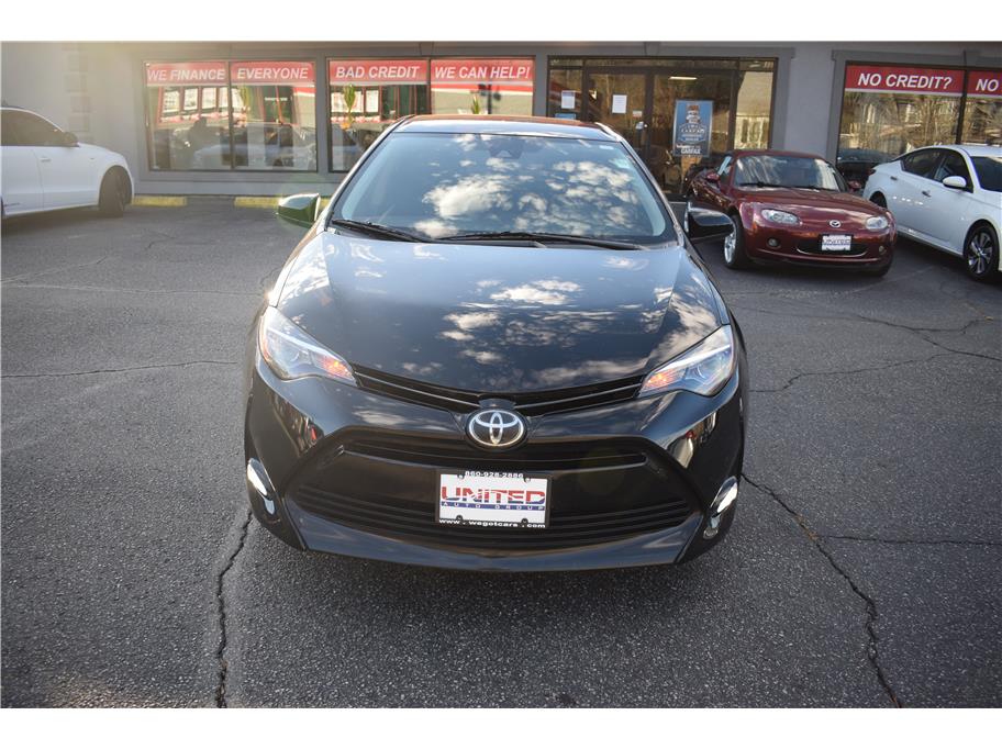 Vehicle image 2 of 31