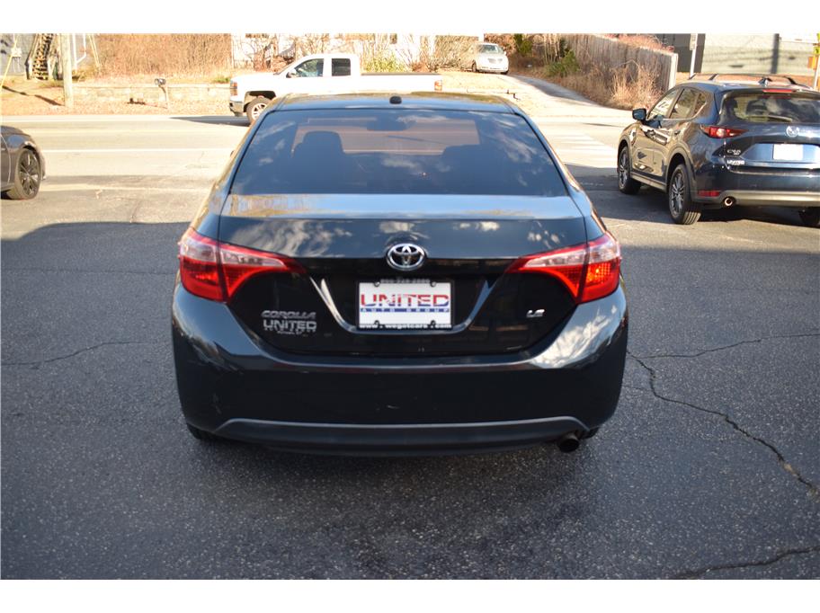 Vehicle image 9 of 31