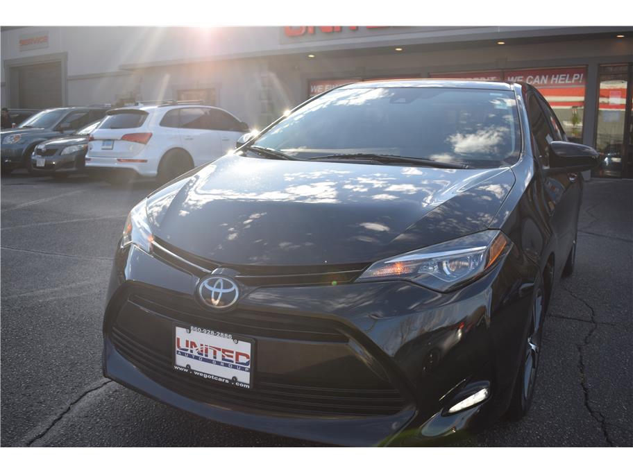 Vehicle image 13 of 31
