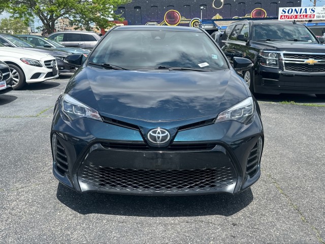 Vehicle image 2 of 31