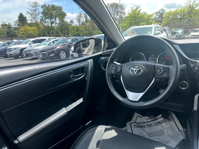 Vehicle image 20 of 31