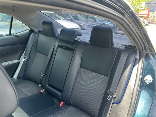 Vehicle image 29 of 31
