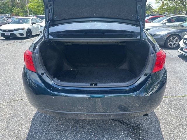 Vehicle image 30 of 31
