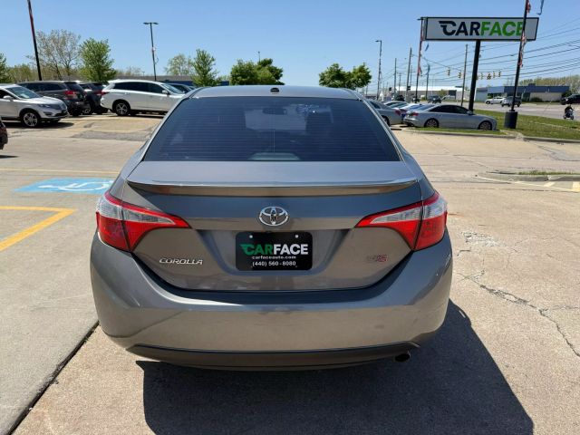 Vehicle image 11 of 48