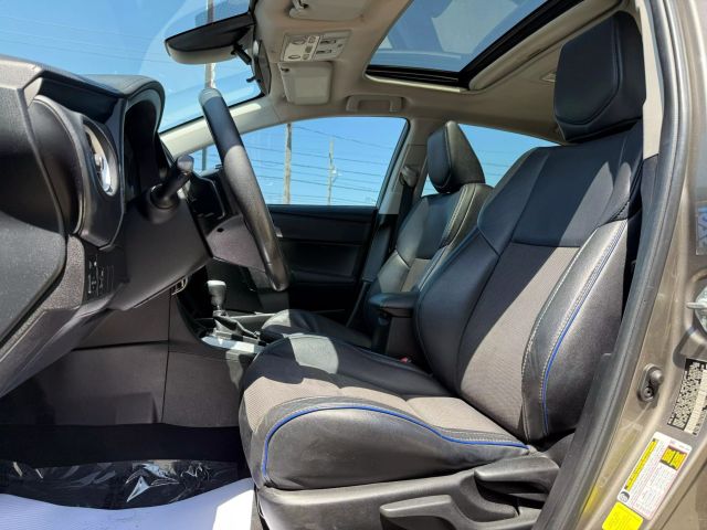 Vehicle image 18 of 48