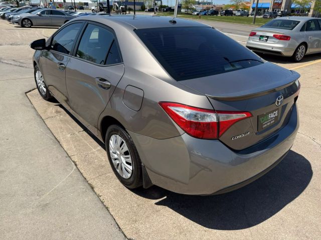Vehicle image 12 of 48