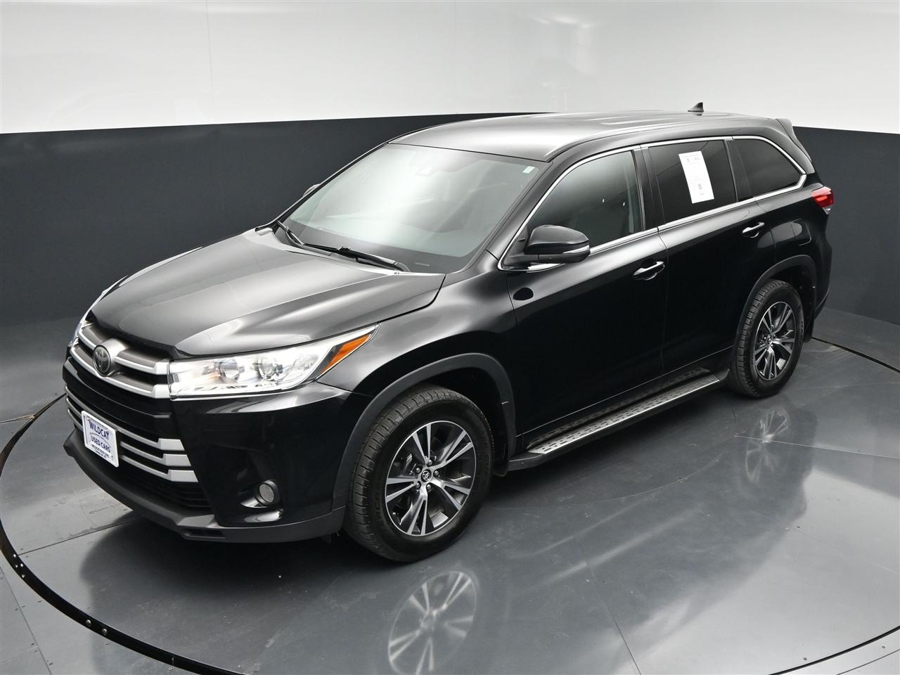 2018 Toyota Highlander LE Plus Image 1 of 30