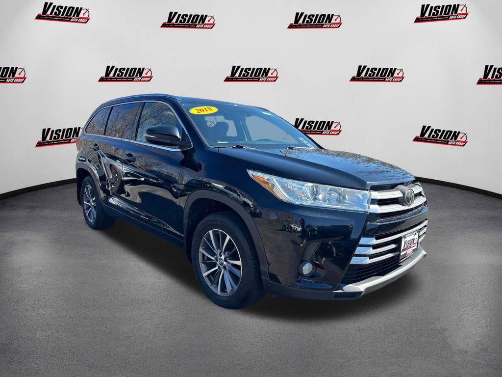 2018 Toyota Highlander XLE Image 1 of 43