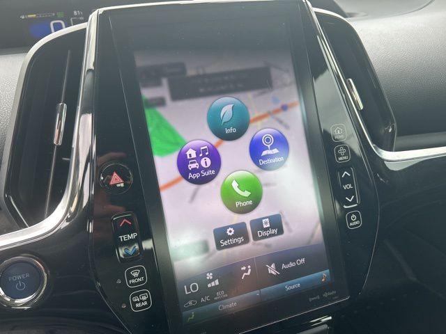 Vehicle image 22 of 38