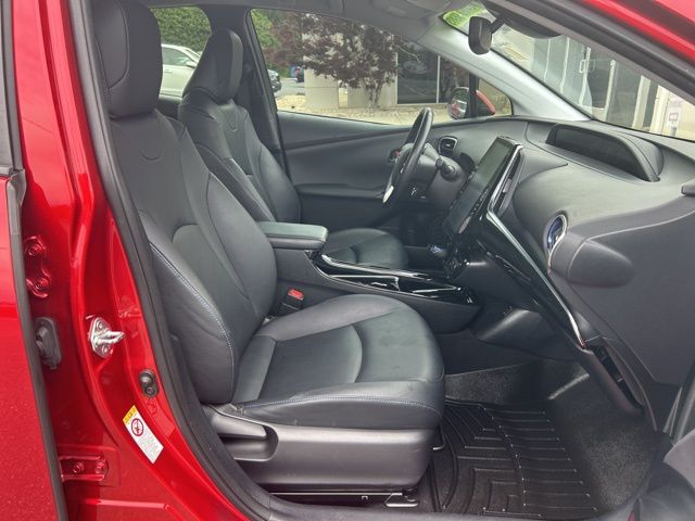 Vehicle image 37 of 38