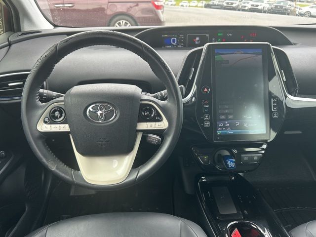 Vehicle image 15 of 38