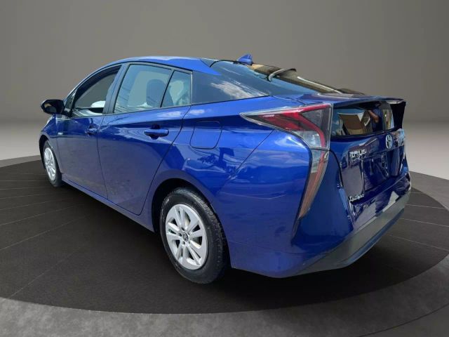 Vehicle image 7 of 28