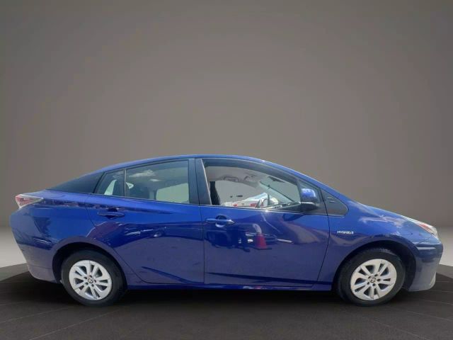 Vehicle image 4 of 28