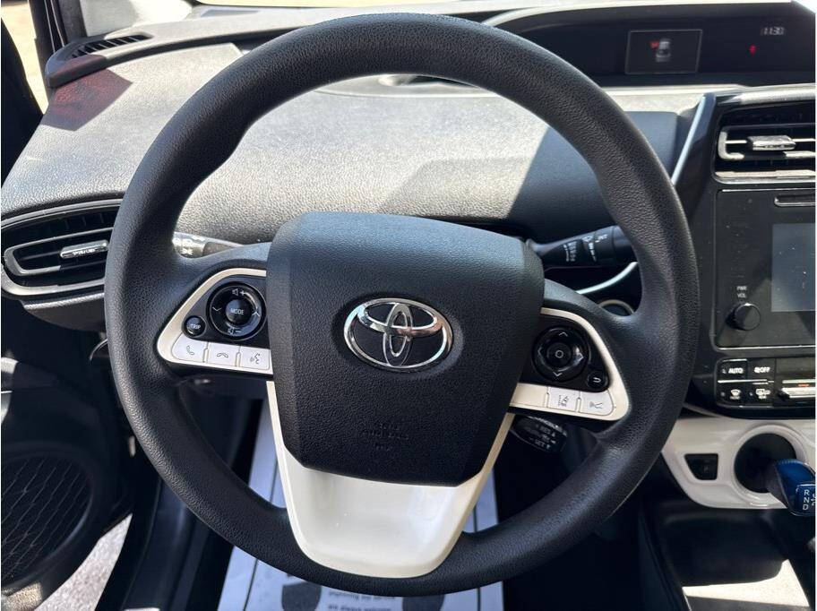 Vehicle image 12 of 20