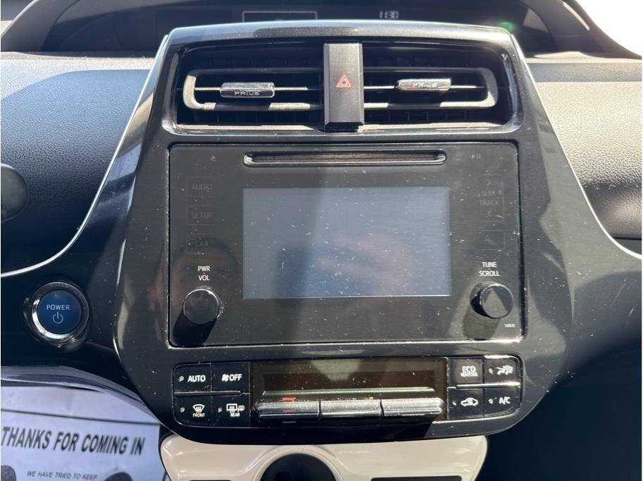 Vehicle image 13 of 20
