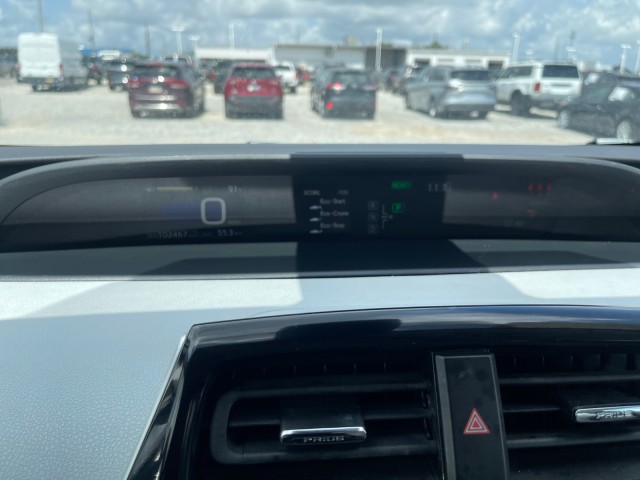 Vehicle image 13 of 14