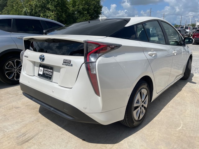 Vehicle image 2 of 14