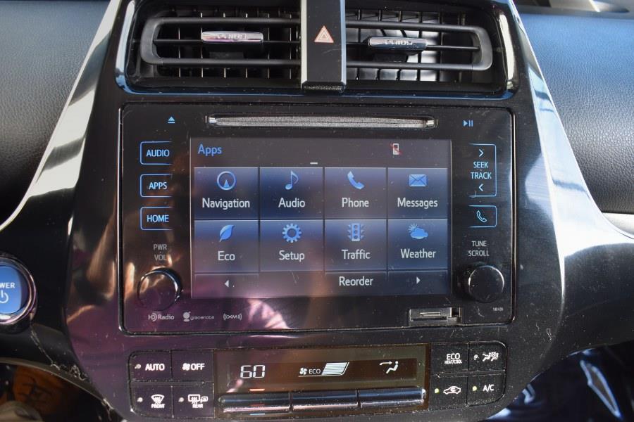 Vehicle image 25 of 36