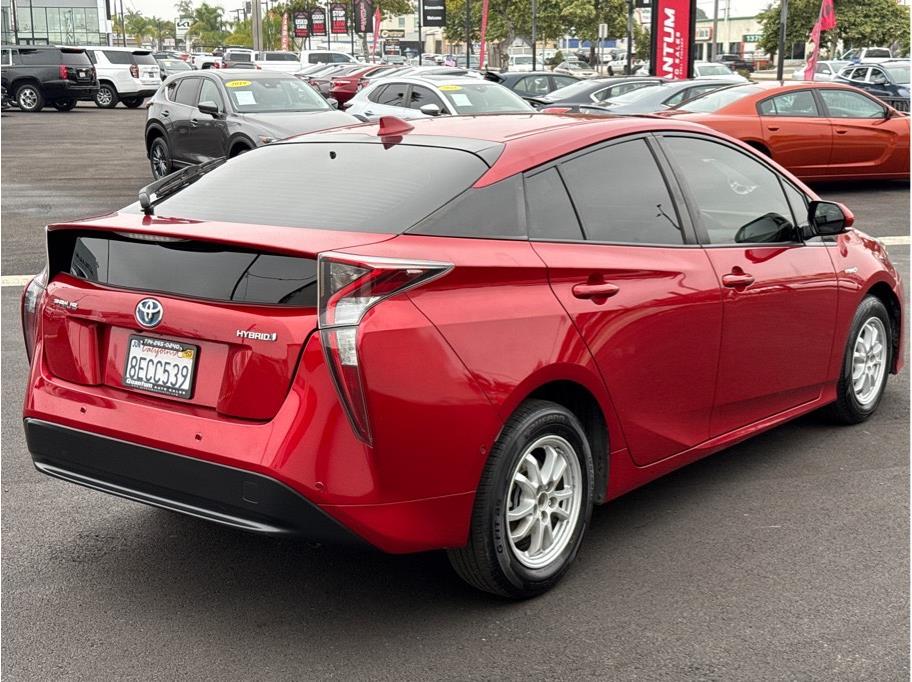Vehicle image 4 of 28