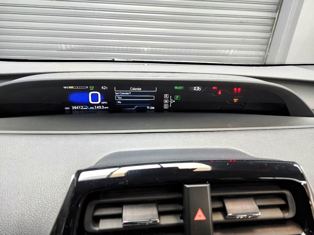 Vehicle image 11 of 16