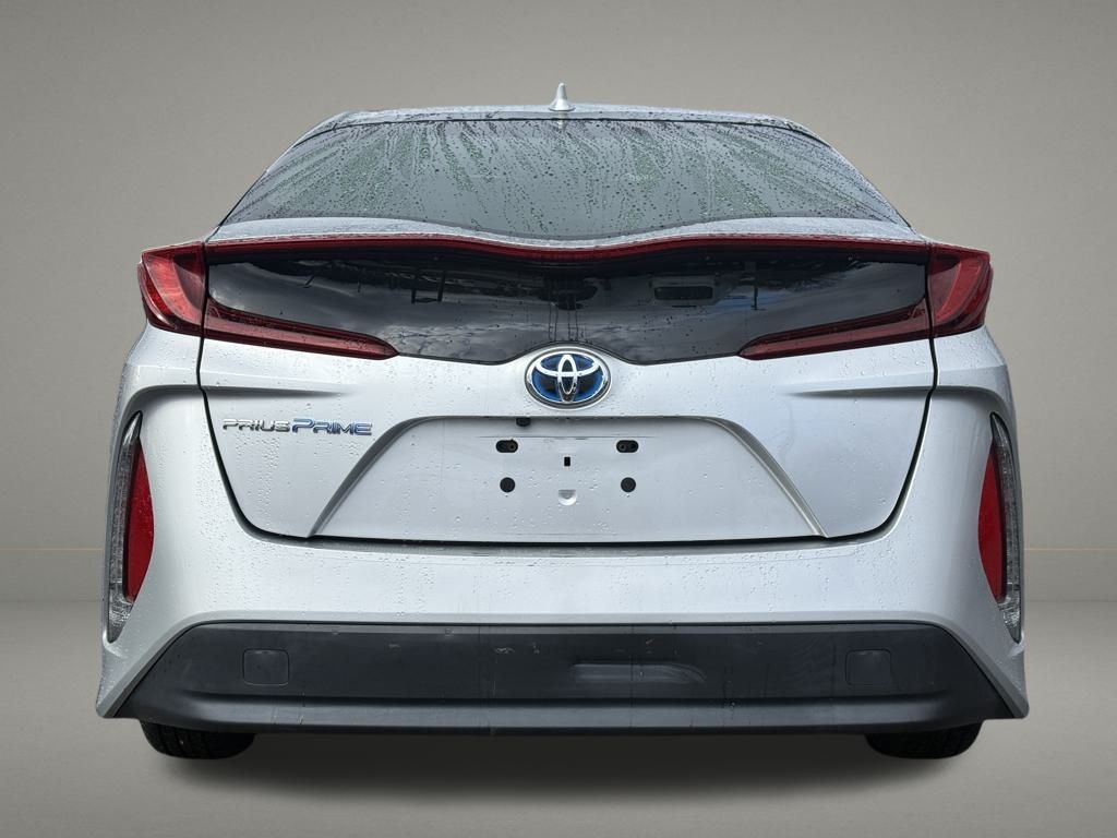 2018 Toyota Prius Prime Plus Image 6 of 31