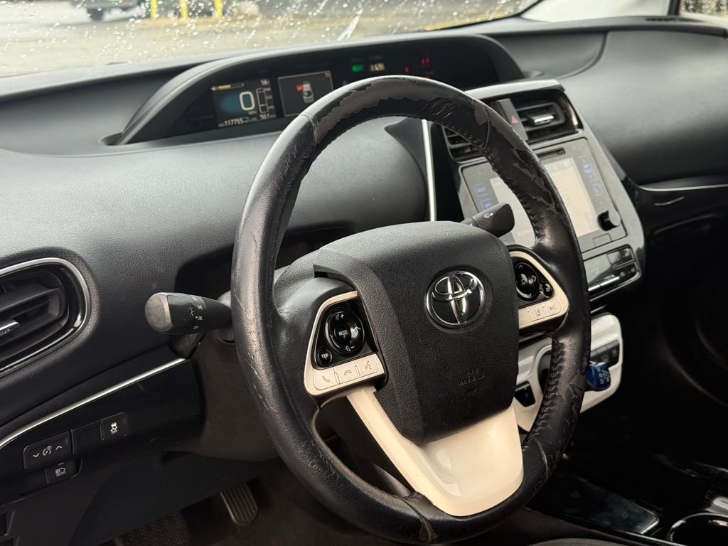 2018 Toyota Prius Prime Plus Image 19 of 31
