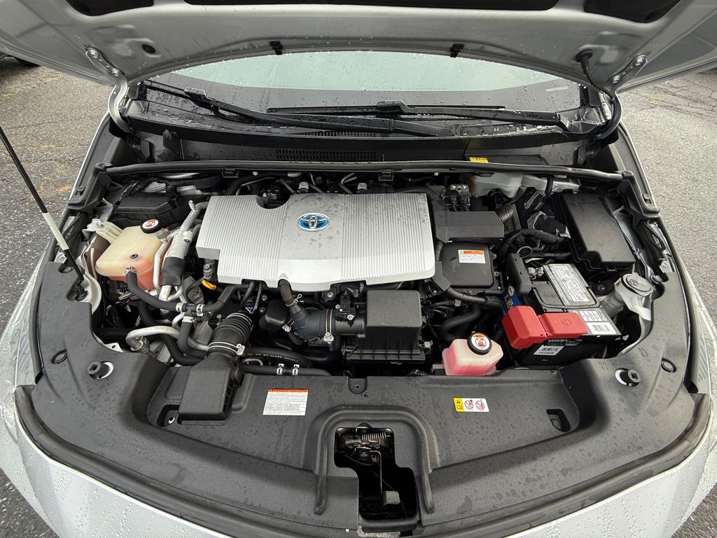 2018 Toyota Prius Prime Plus Image 9 of 31