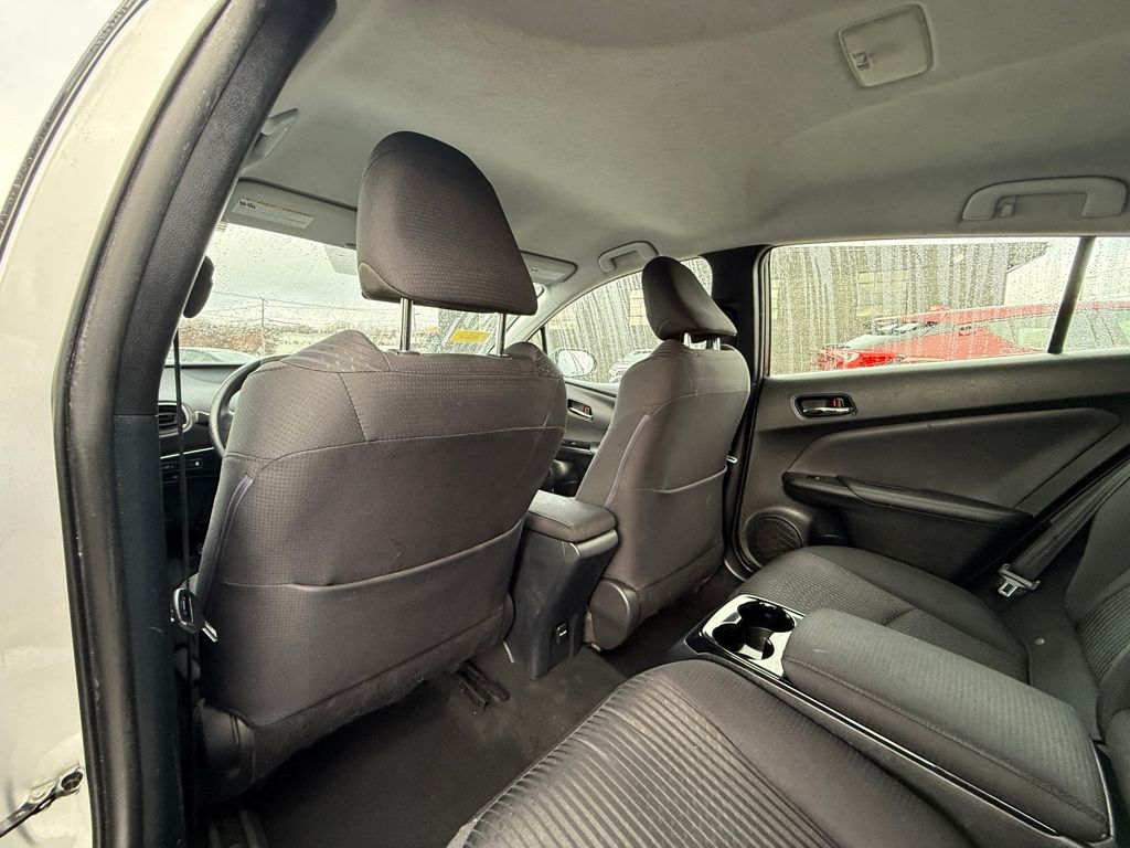 2018 Toyota Prius Prime Plus Image 14 of 31