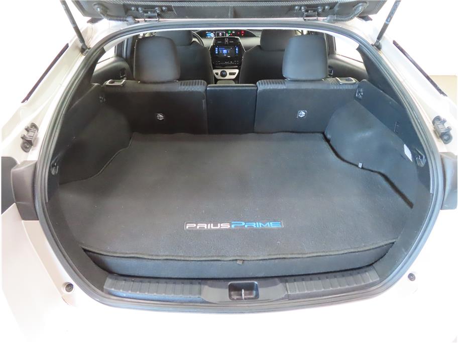 Vehicle image 20 of 31