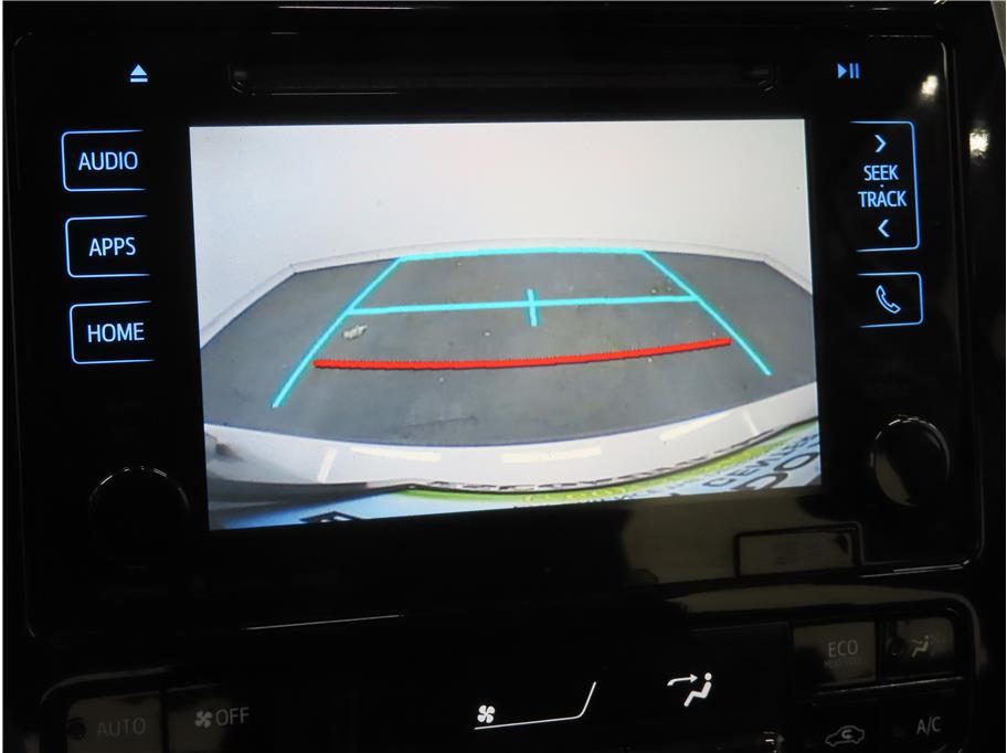 Vehicle image 14 of 31