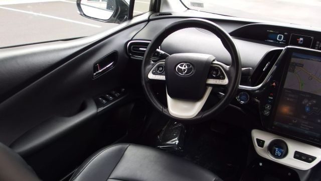 Vehicle image 29 of 59