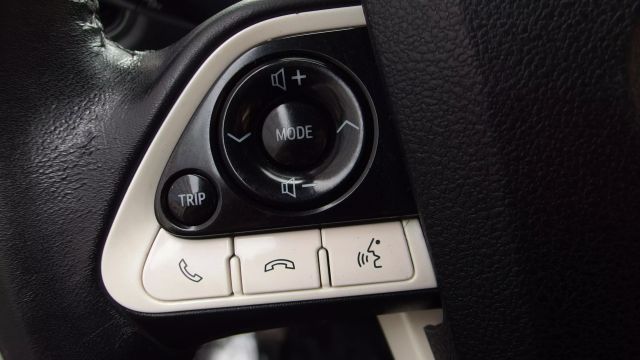 Vehicle image 45 of 59