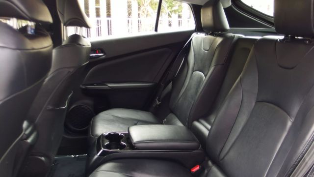 Vehicle image 25 of 59
