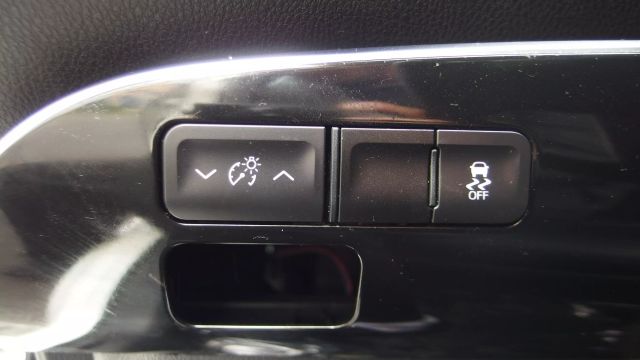 Vehicle image 44 of 59