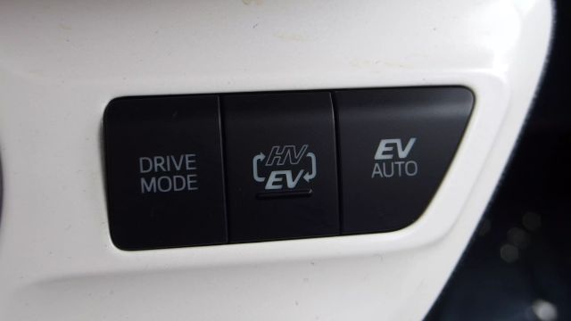 Vehicle image 52 of 59