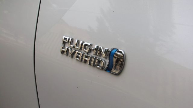 Vehicle image 6 of 59