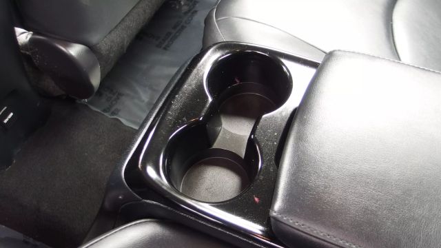 Vehicle image 26 of 59