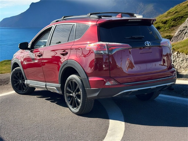 Vehicle image 7 of 32