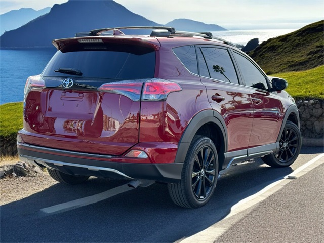 Vehicle image 2 of 32