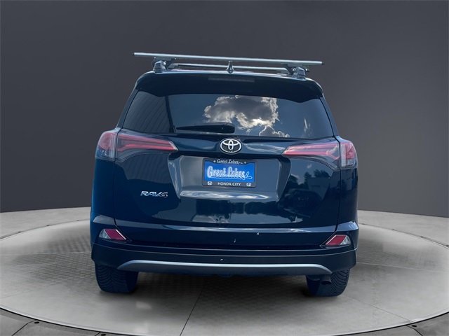 Vehicle image 6 of 16