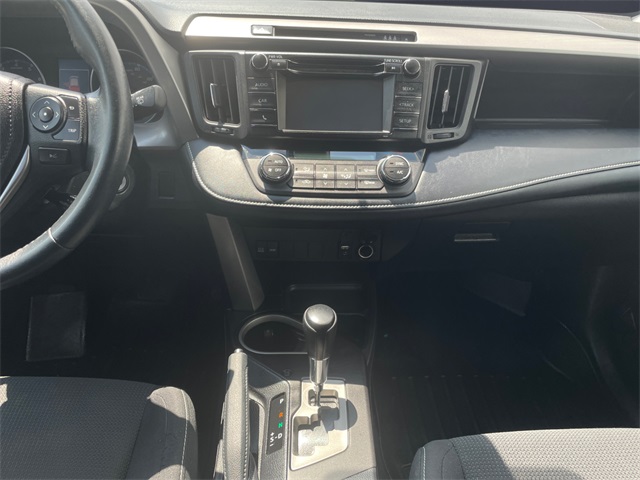 Vehicle image 16 of 16