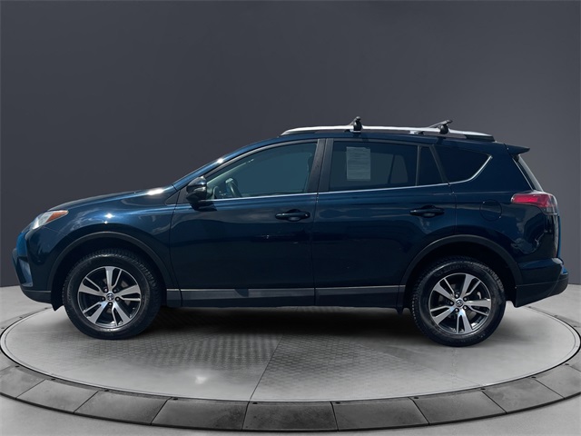 Vehicle image 8 of 16