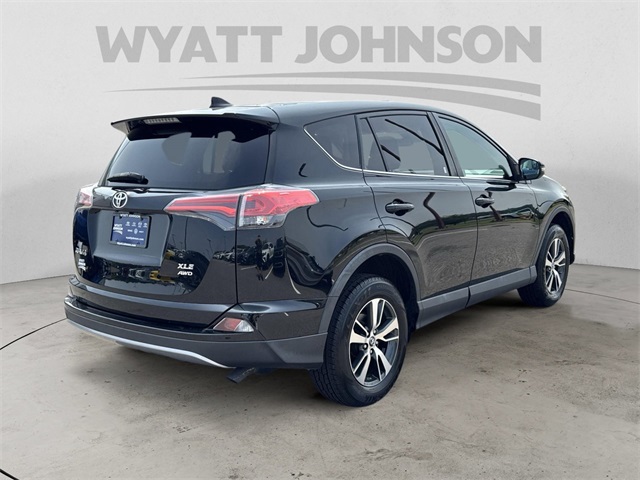 Vehicle image 5 of 27