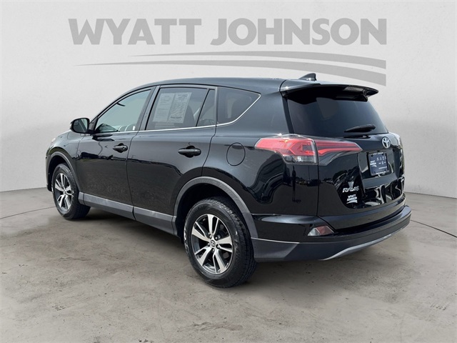 Vehicle image 7 of 27