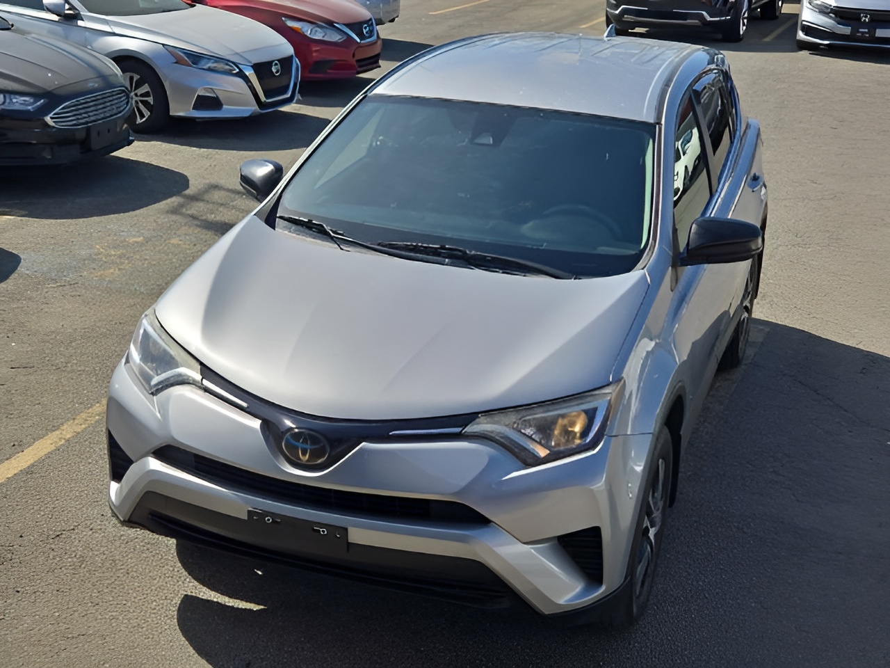 Vehicle image 22 of 28
