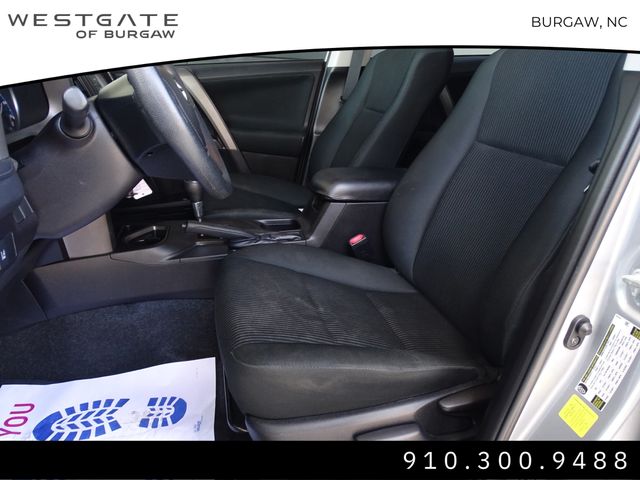 Vehicle image 17 of 28