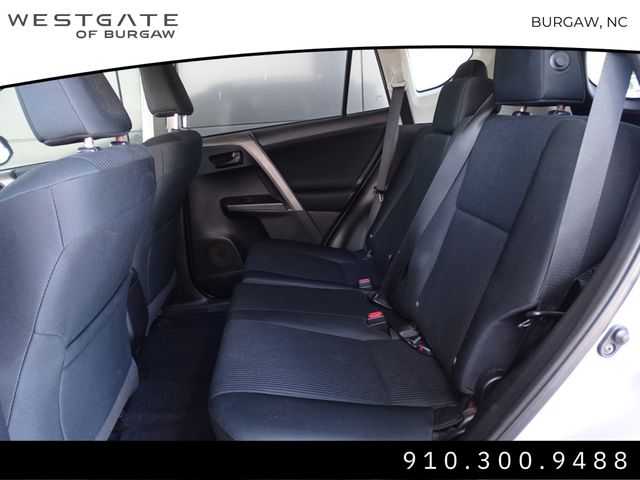 Vehicle image 16 of 28
