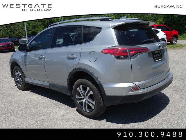 Vehicle image 8 of 28